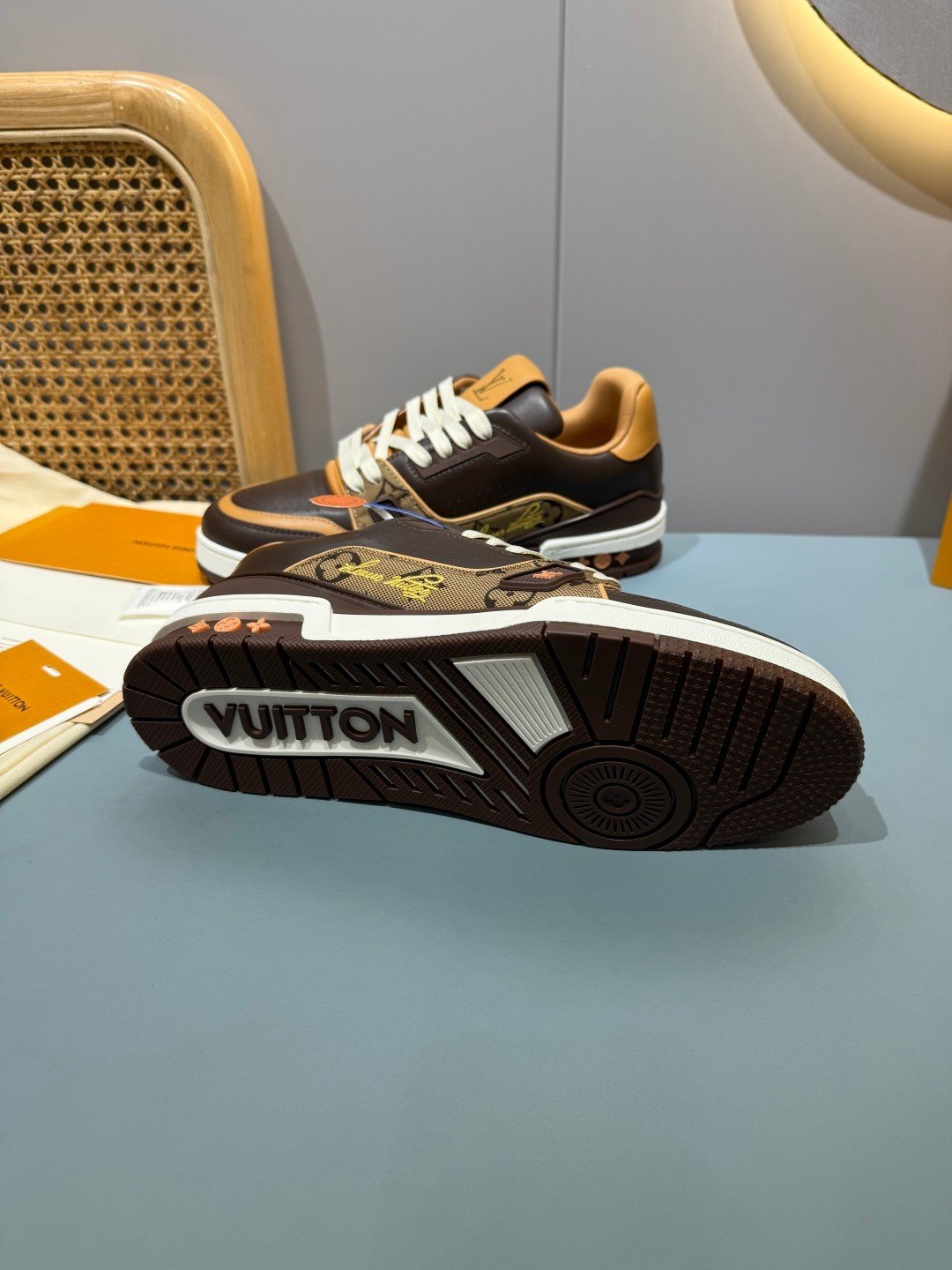 Sneakers Trainer 'Marron Orange Patch' — vue 19