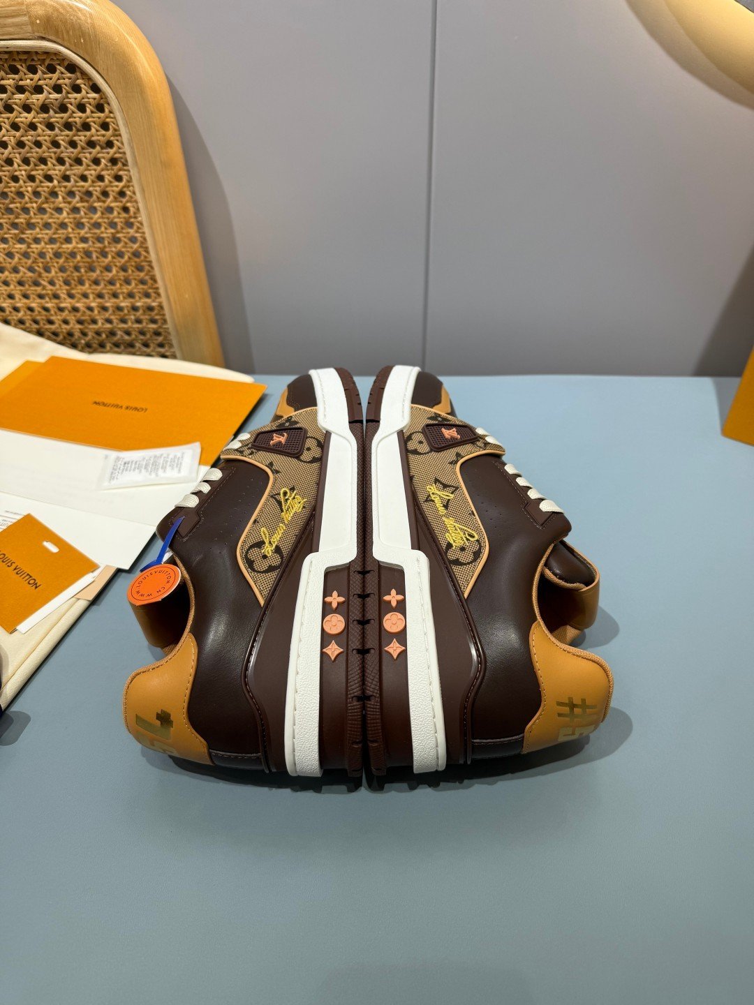 Sneakers Trainer 'Marron Orange Patch' — vue 20