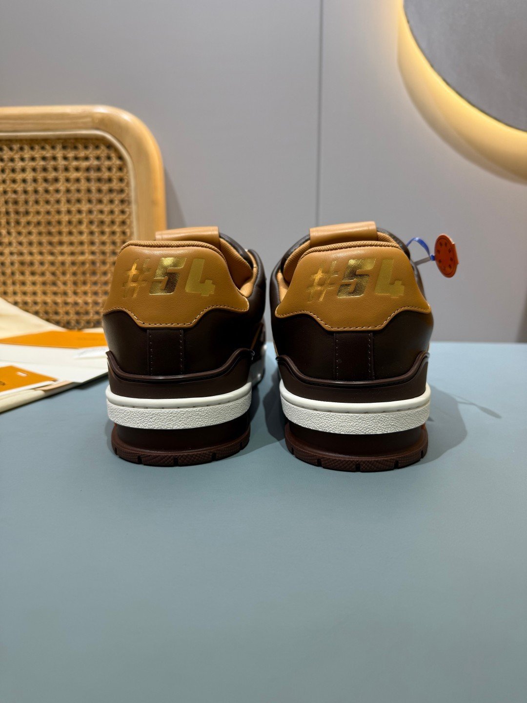 Sneakers Trainer 'Marron Orange Patch' — vue 21