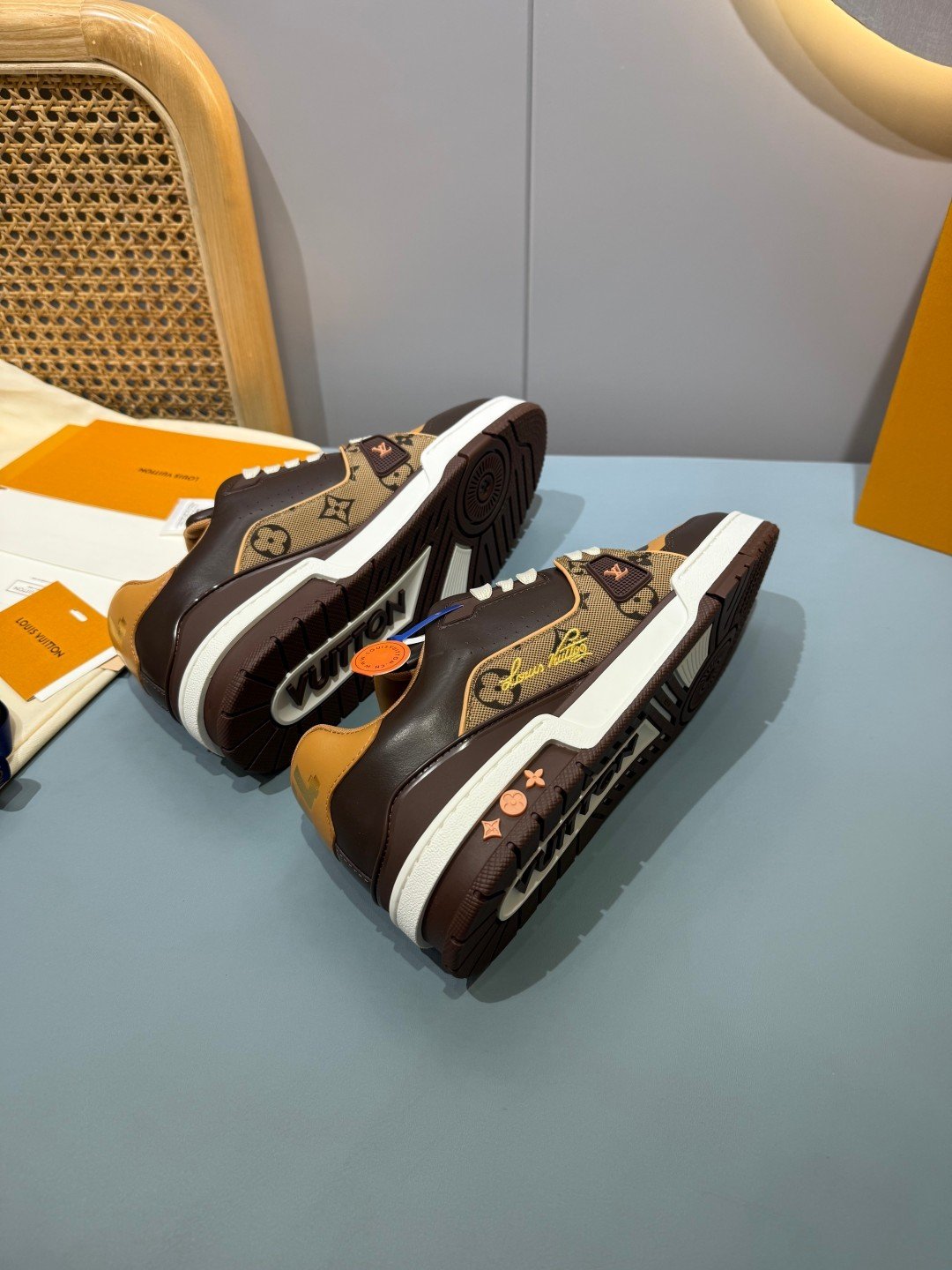 Sneakers Trainer 'Marron Orange Patch' — vue 23