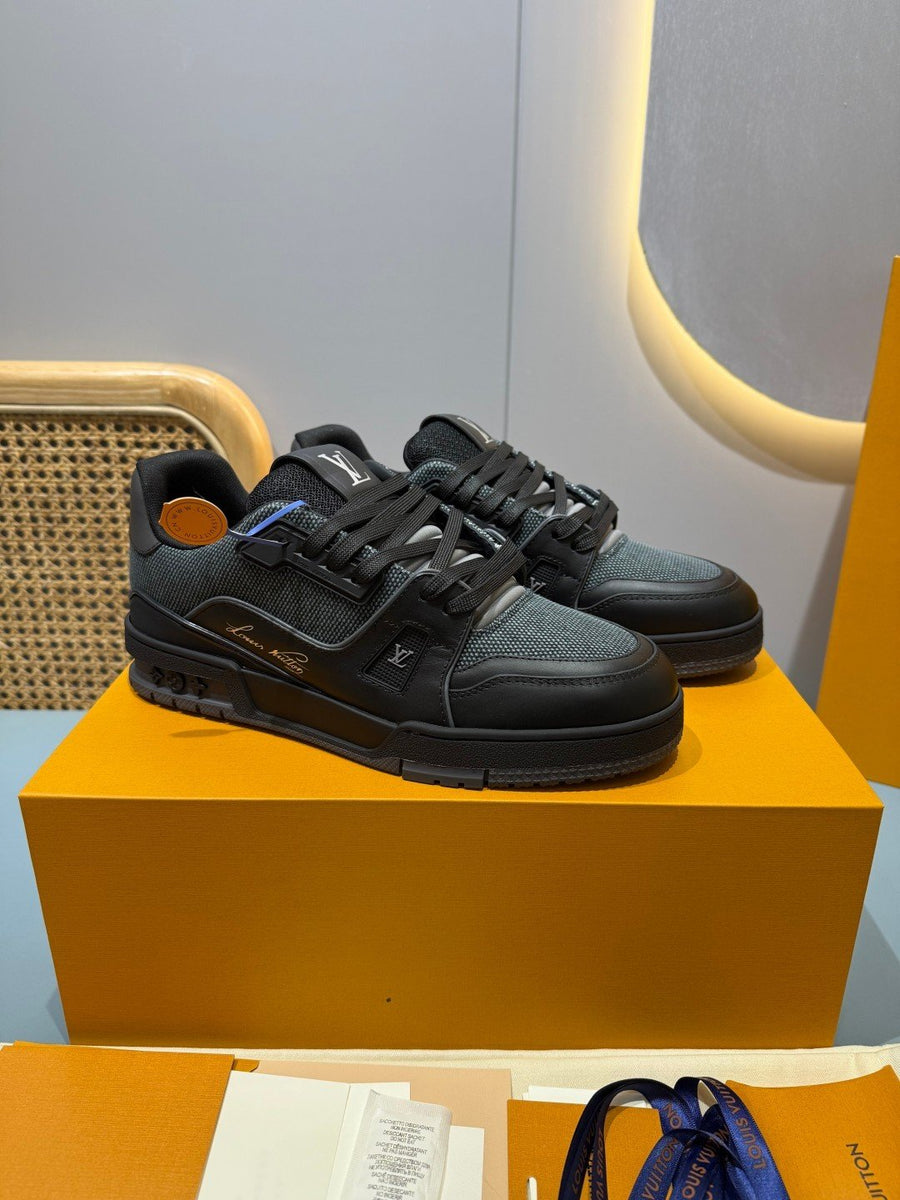 Sneakers Trainer 'Noir Mat Patch'