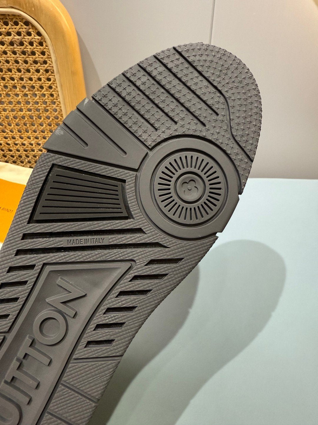 Sneakers Trainer 'Noir Mat Patch' — vue 7