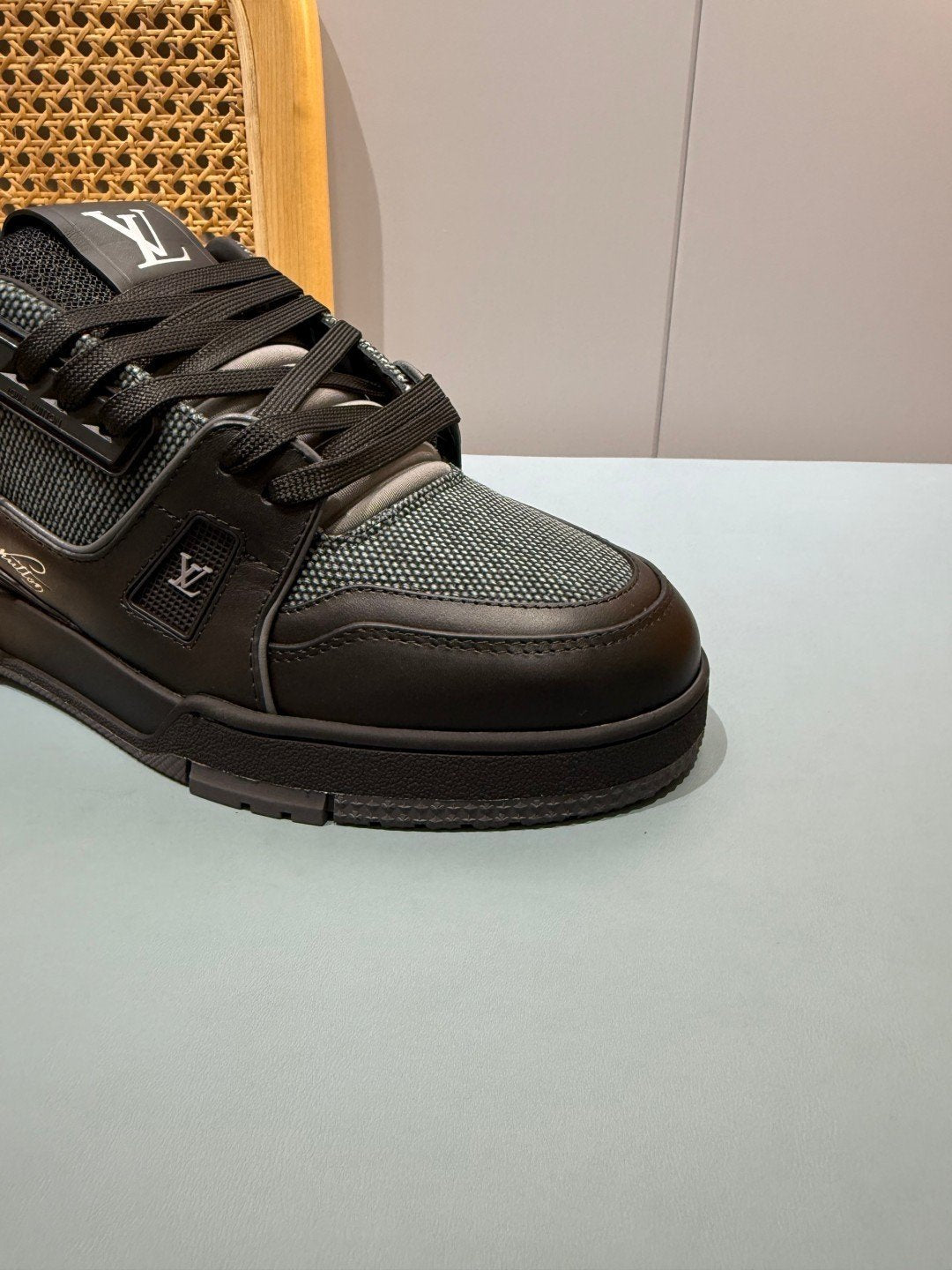 Sneakers Trainer 'Noir Mat Patch' — vue 13