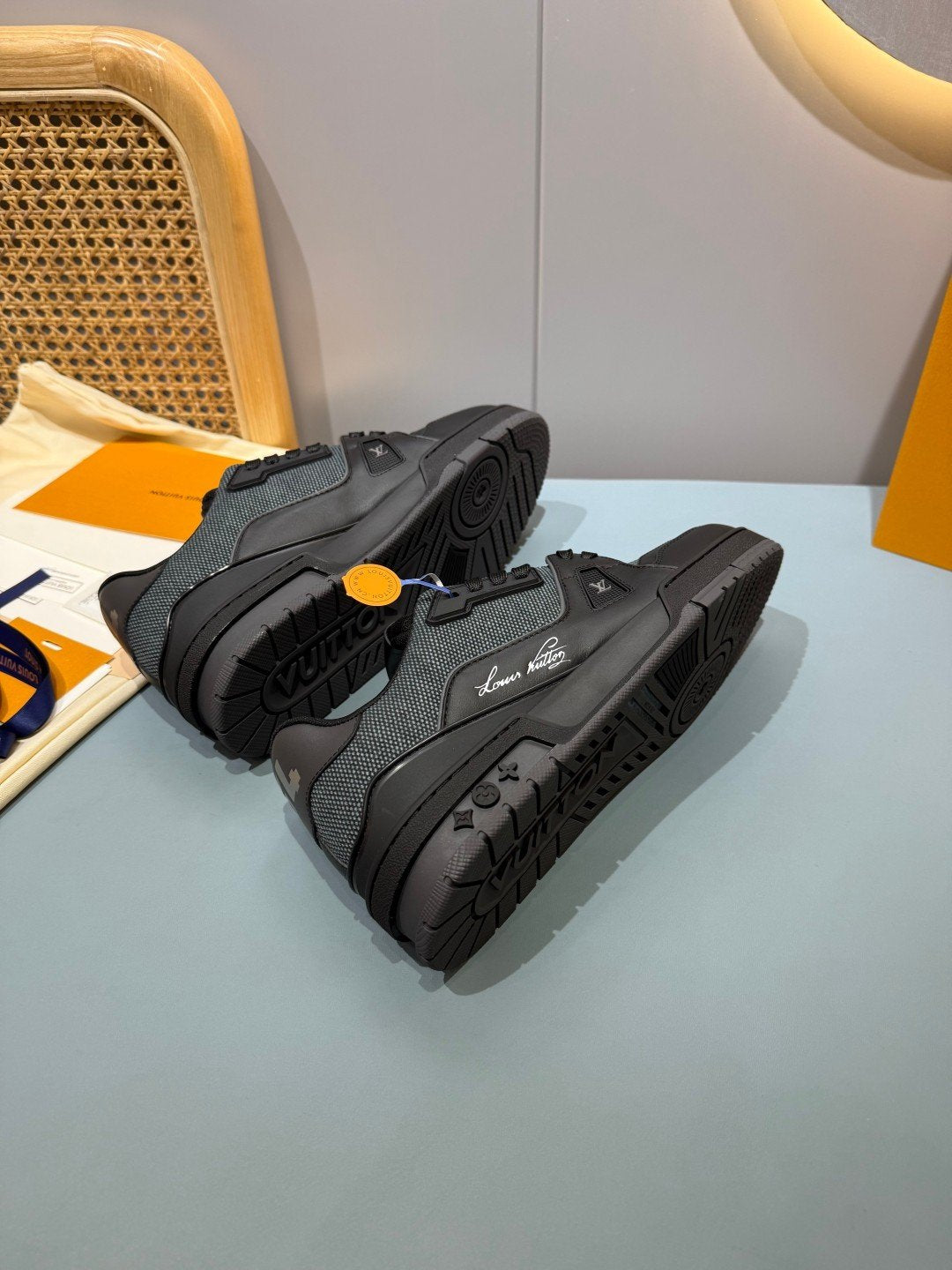 Sneakers Trainer 'Noir Mat Patch' — vue 23