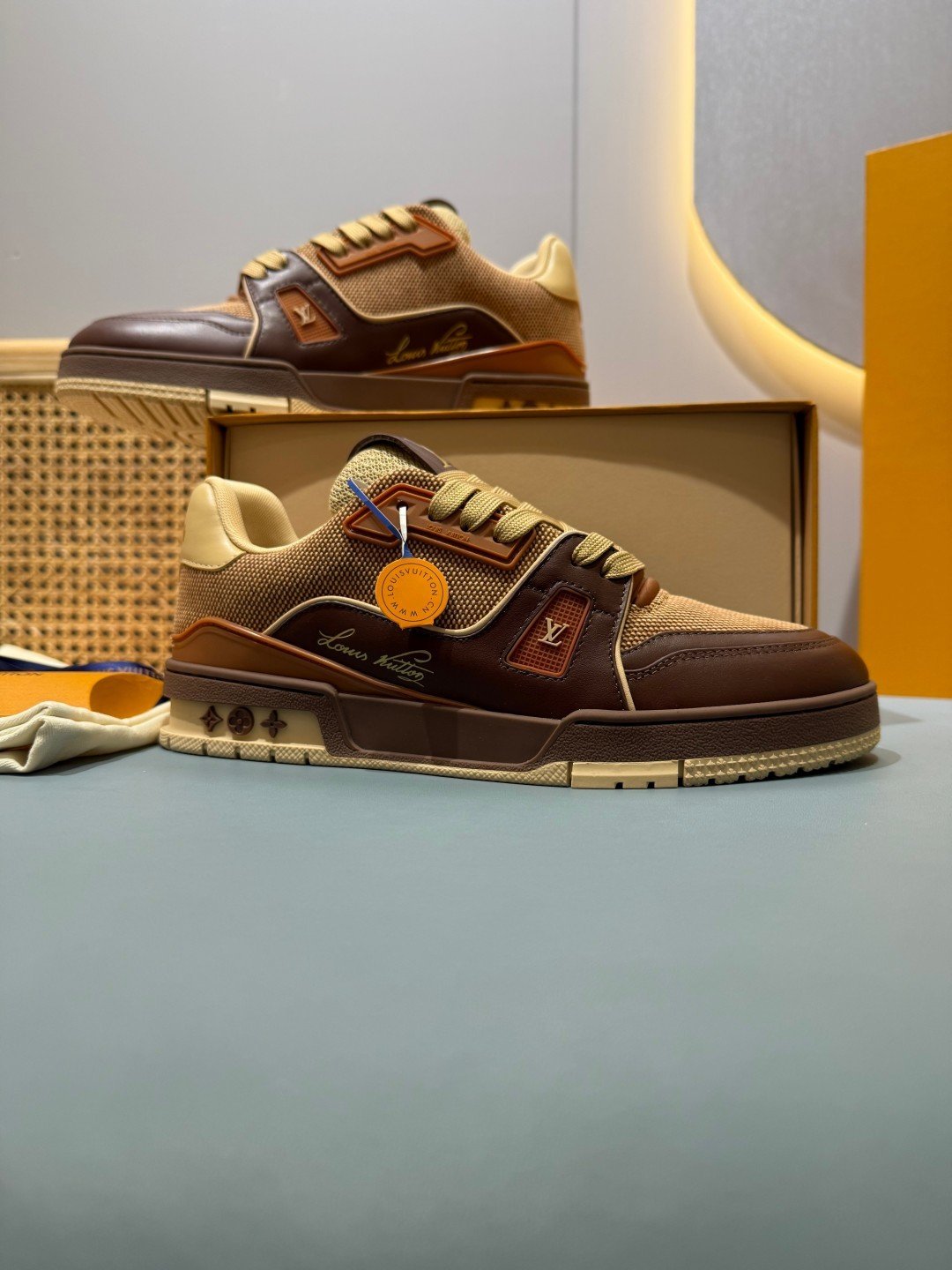 Sneakers Trainer 'Marron Patch' — vue 5