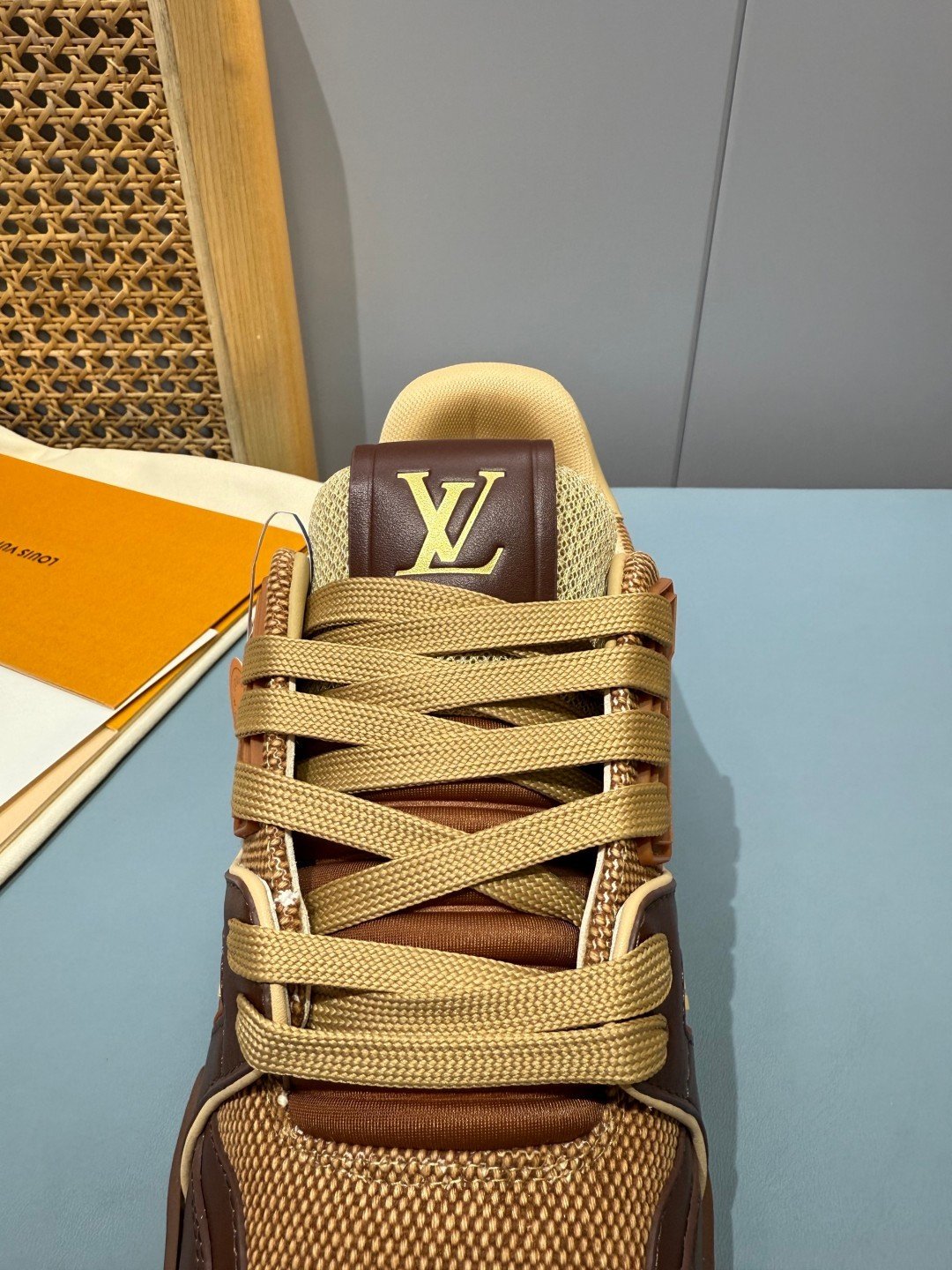 Sneakers Trainer 'Marron Patch' — vue 8