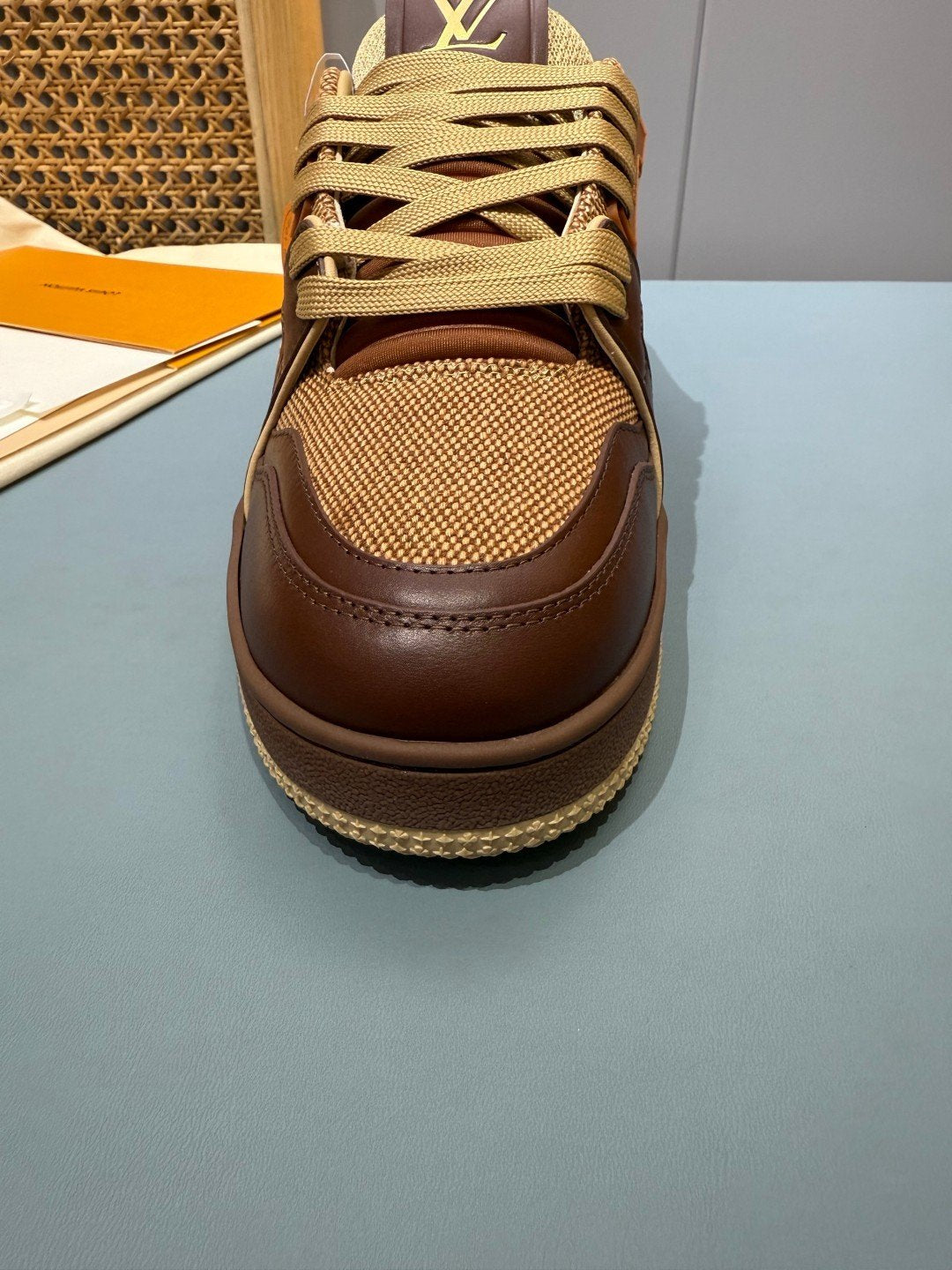 Sneakers Trainer 'Marron Patch' — vue 9
