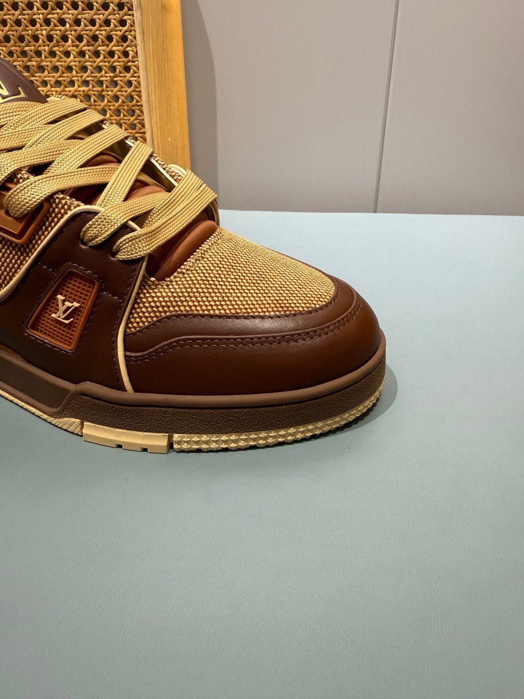 Sneakers Trainer 'Marron Patch' — vue 13