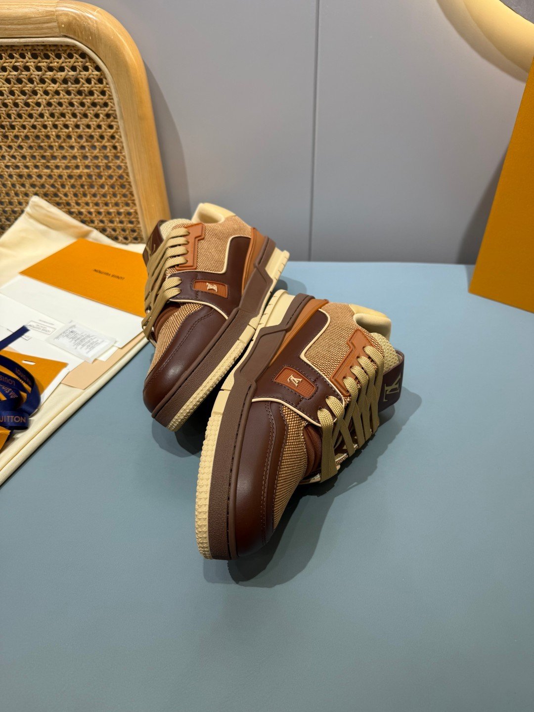 Sneakers Trainer 'Marron Patch' — vue 15