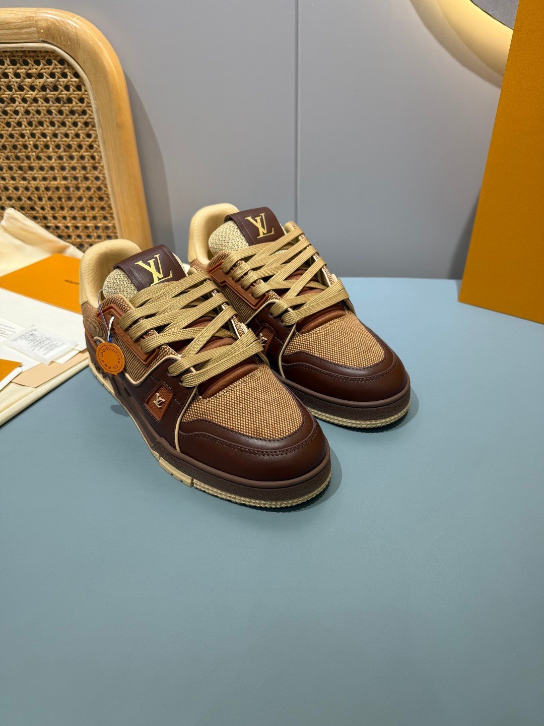 Sneakers Trainer 'Marron Patch' — vue 17