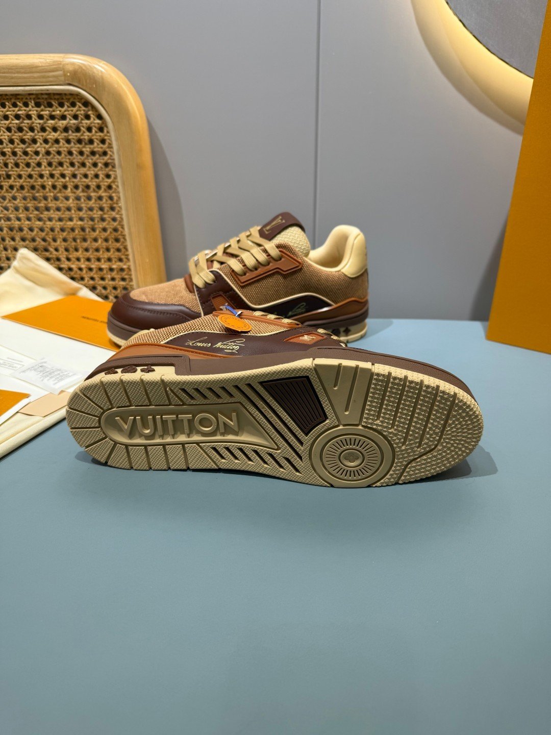 Sneakers Trainer 'Marron Patch' — vue 19