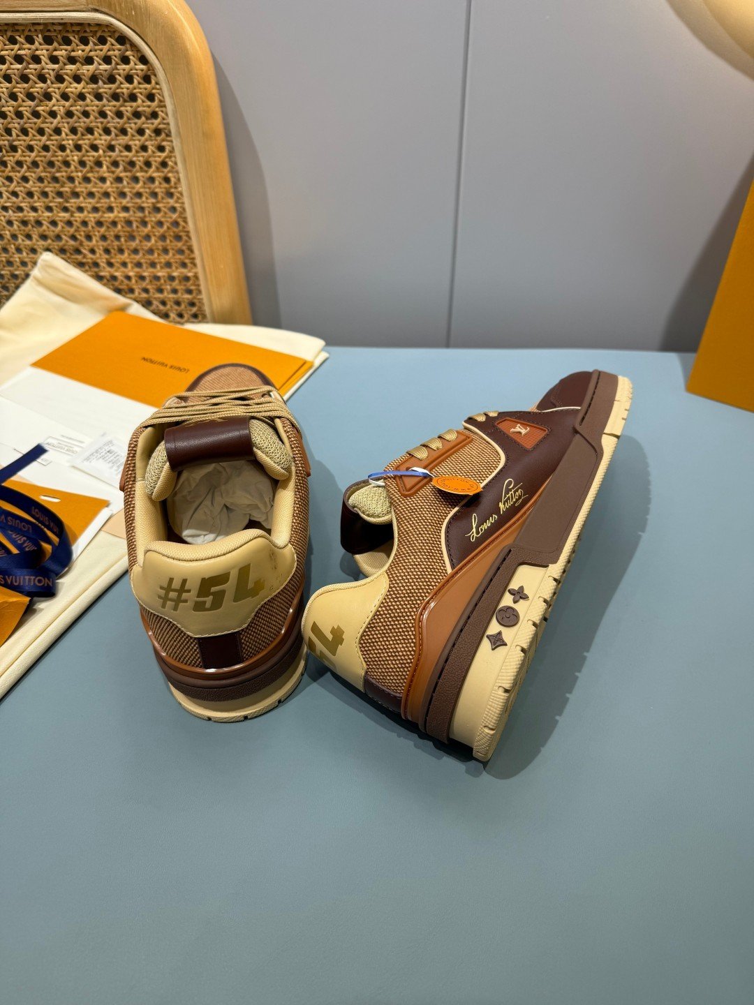 Sneakers Trainer 'Marron Patch' — vue 24
