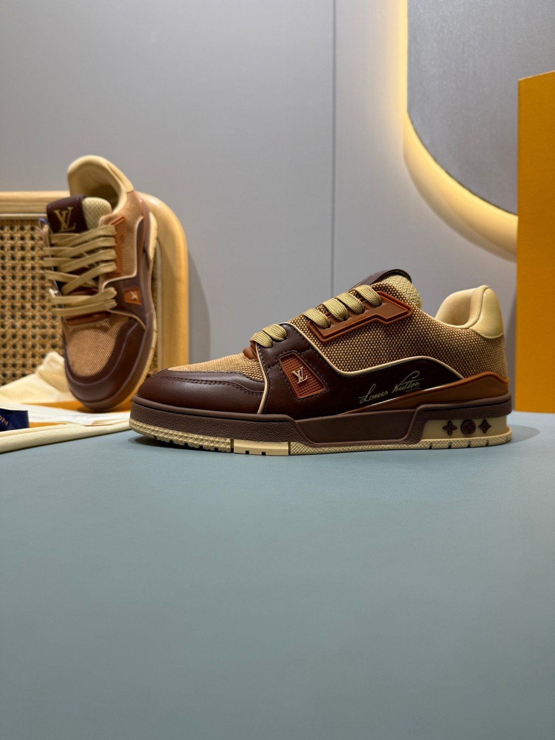Sneakers Trainer 'Marron Patch' — vue 25