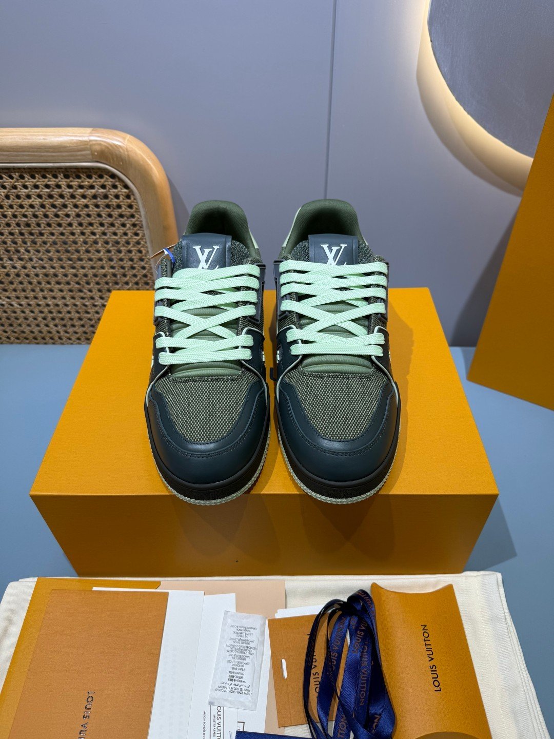 Sneakers Trainer 'Vert Olive Foncé' — vue 4