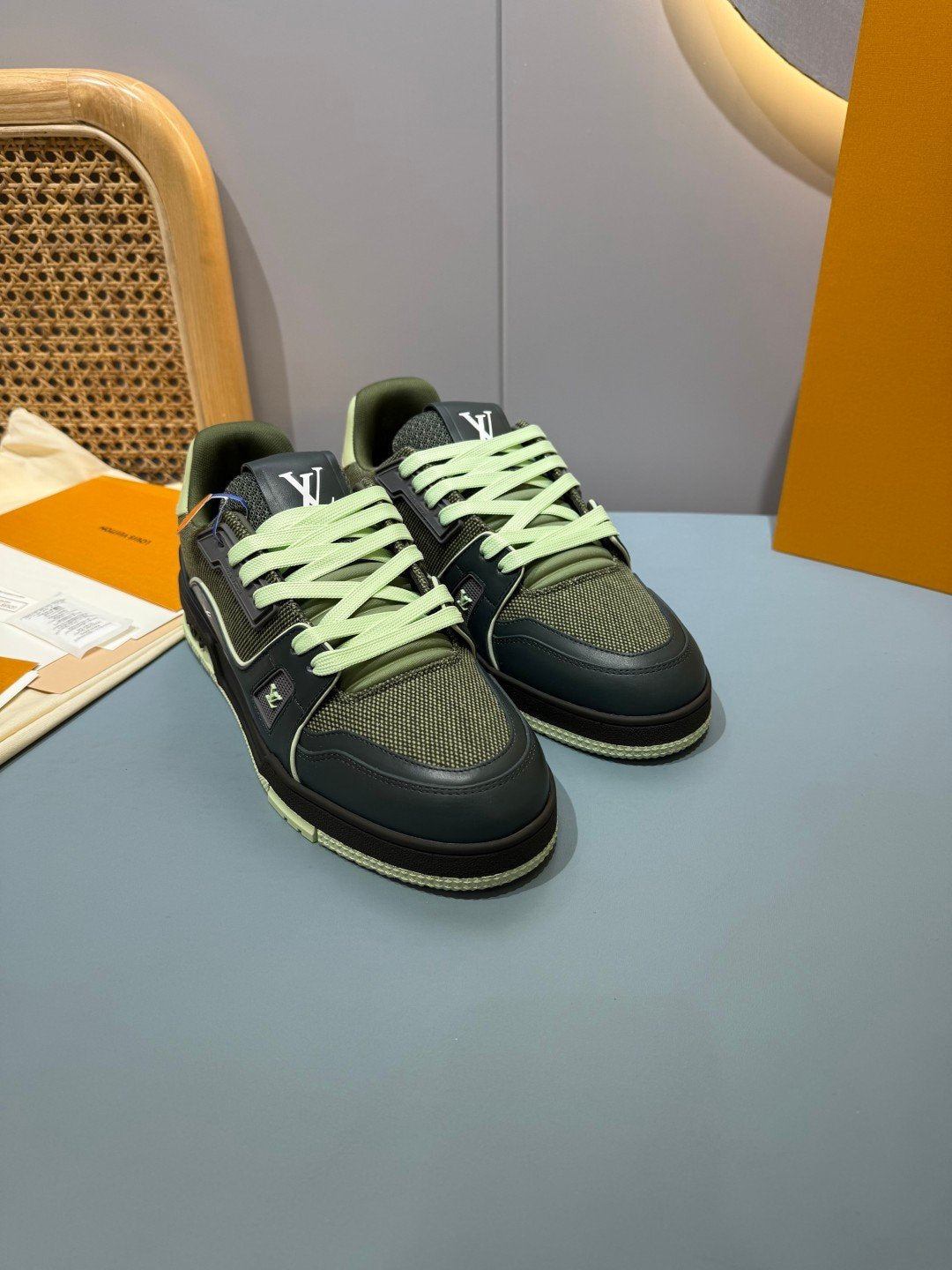 Sneakers Trainer 'Vert Olive Foncé' — vue 17