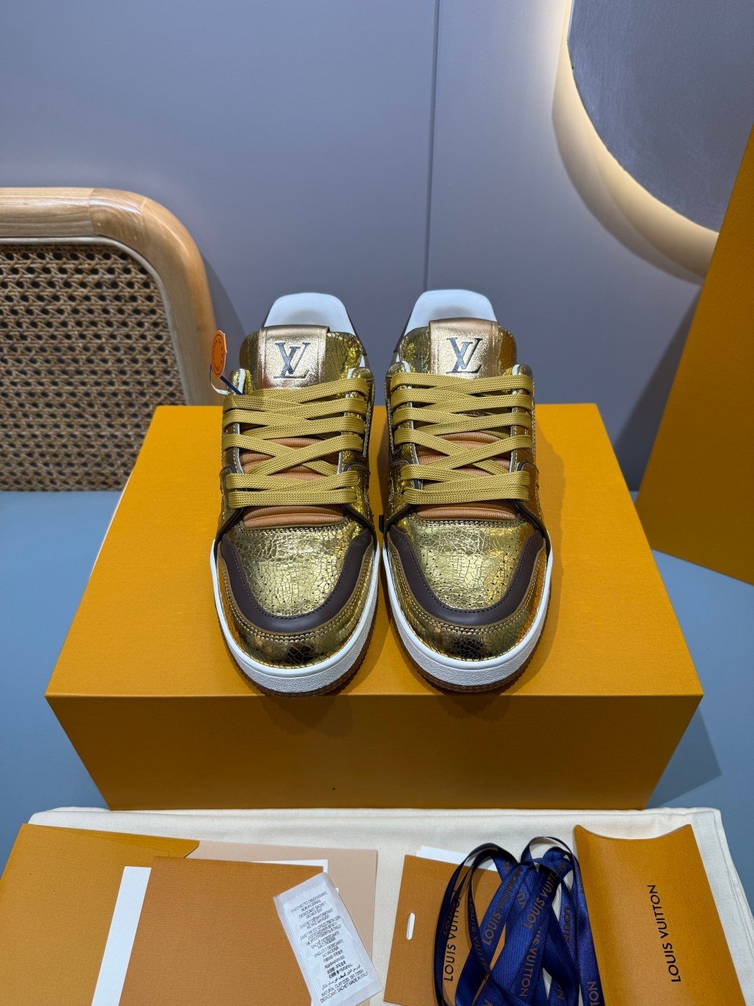Sneakers Trainer 'Or Métallisé' — vue 4