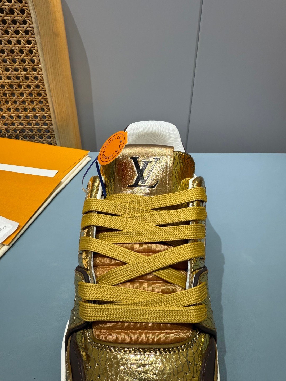 Sneakers Trainer 'Or Métallisé' — vue 8