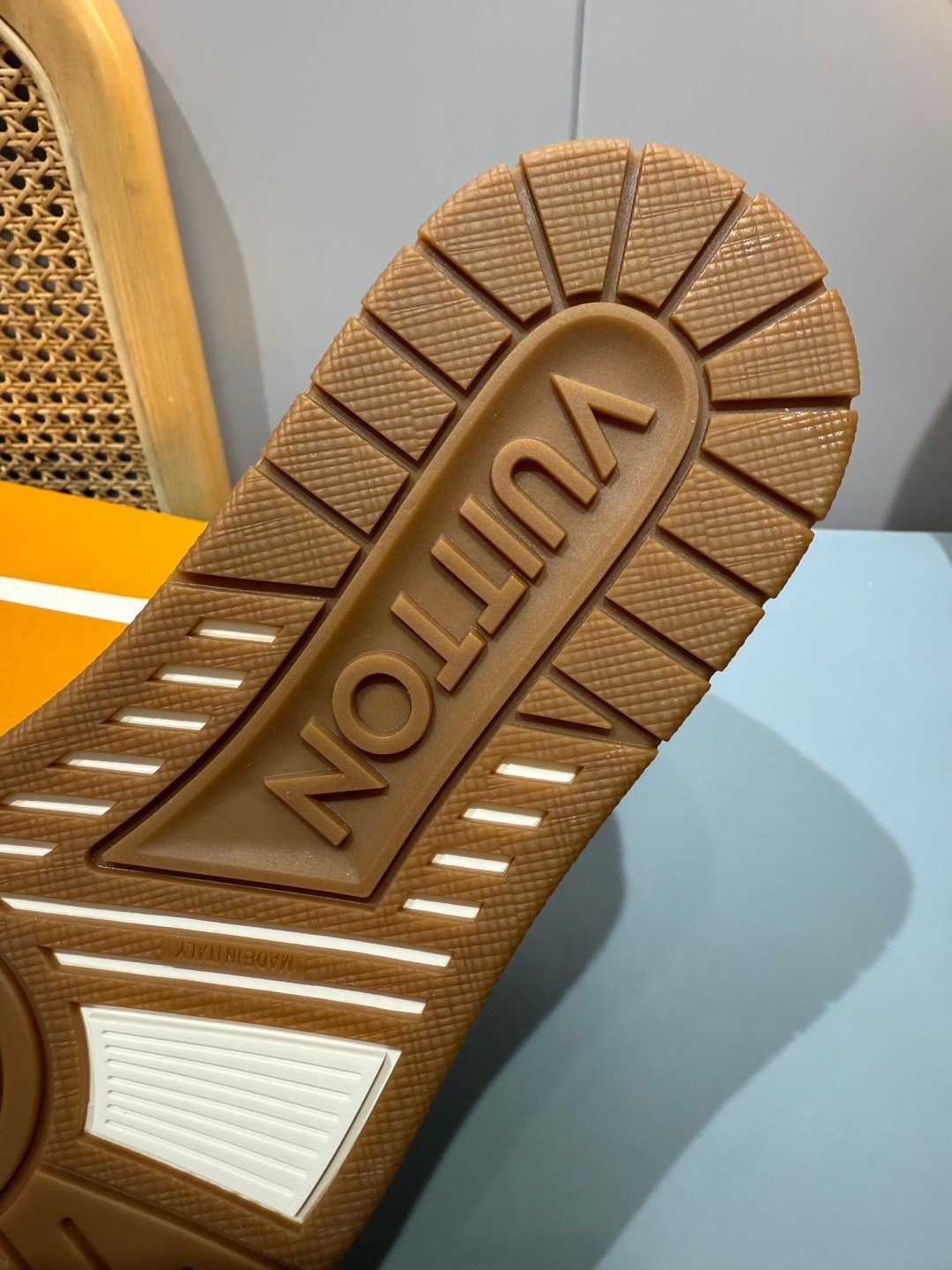 Sneakers Trainer 'Or Métallisé' — vue 11