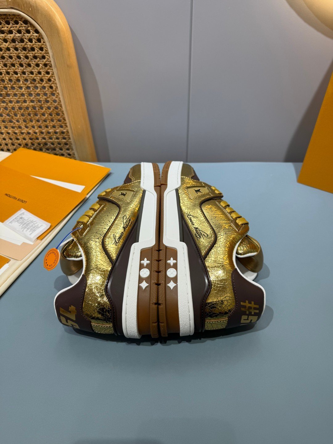 Sneakers Trainer 'Or Métallisé' — vue 20