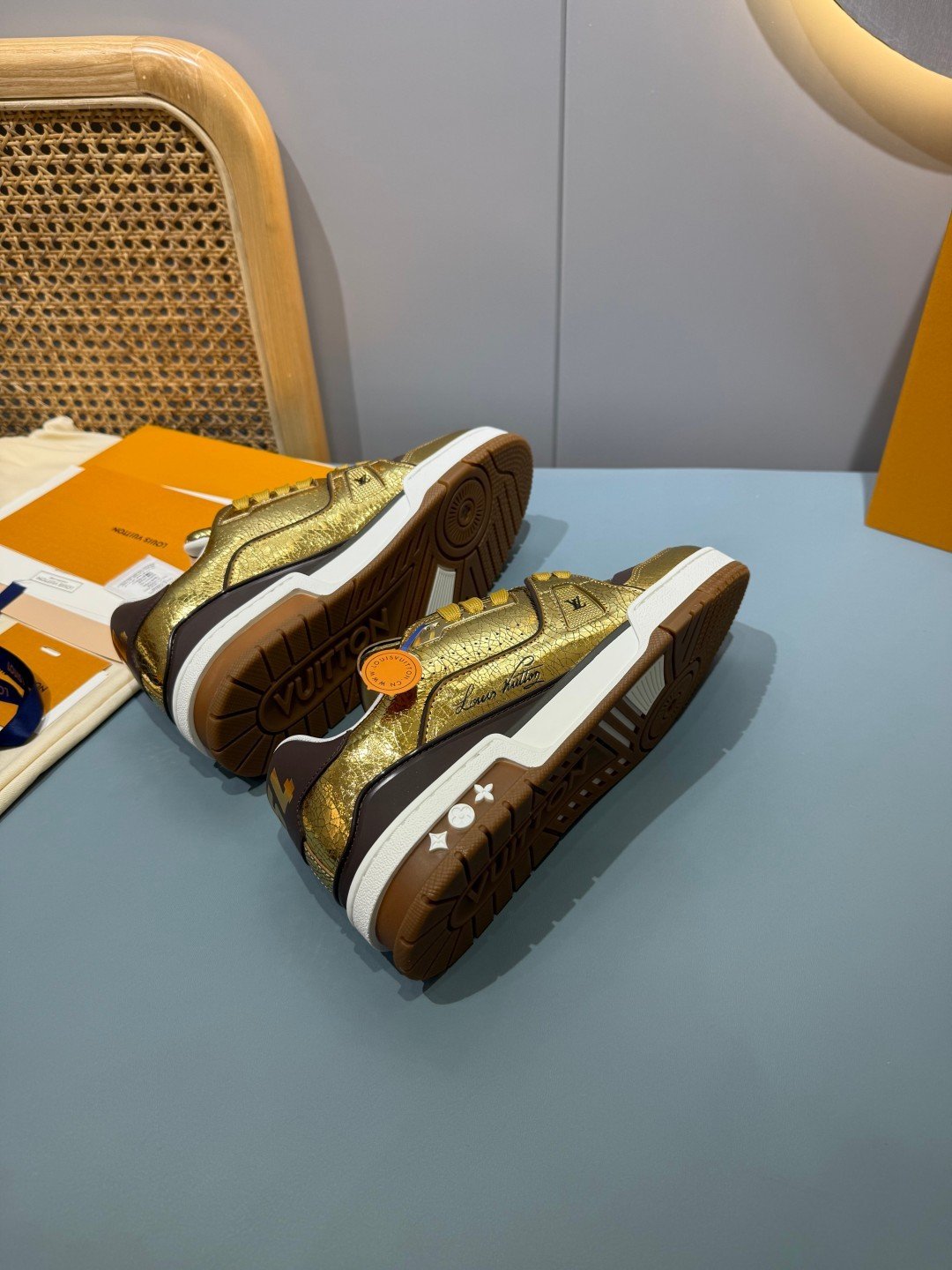 Sneakers Trainer 'Or Métallisé' — vue 23