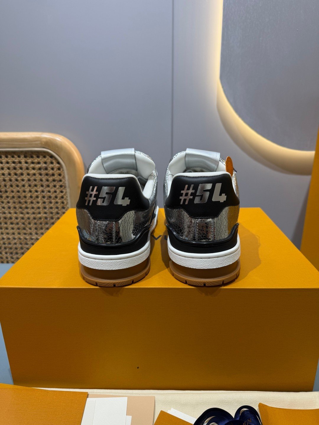 Sneakers Trainer 'Argent Miroir' — vue 2