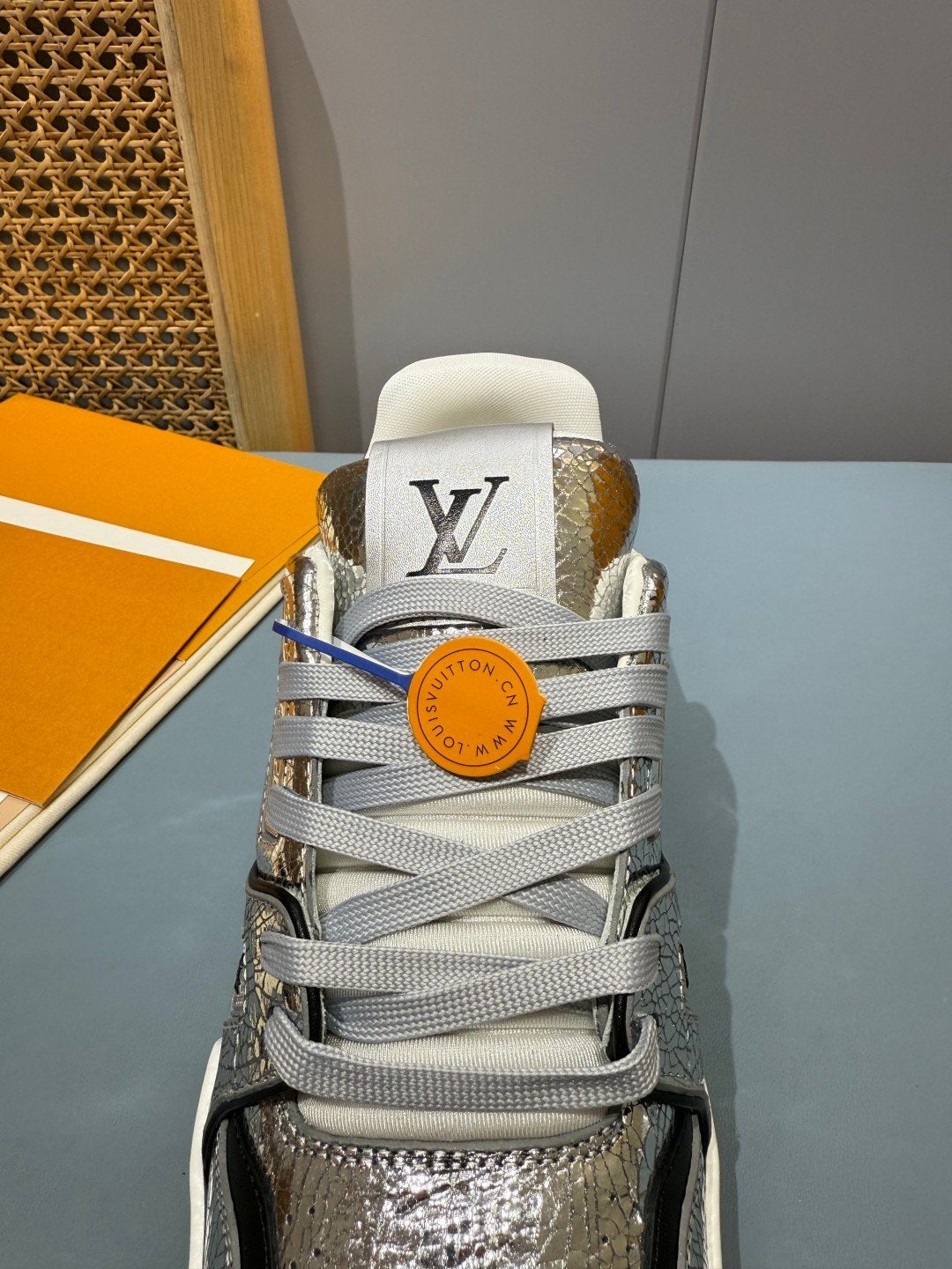 Sneakers Trainer 'Argent Miroir' — vue 9