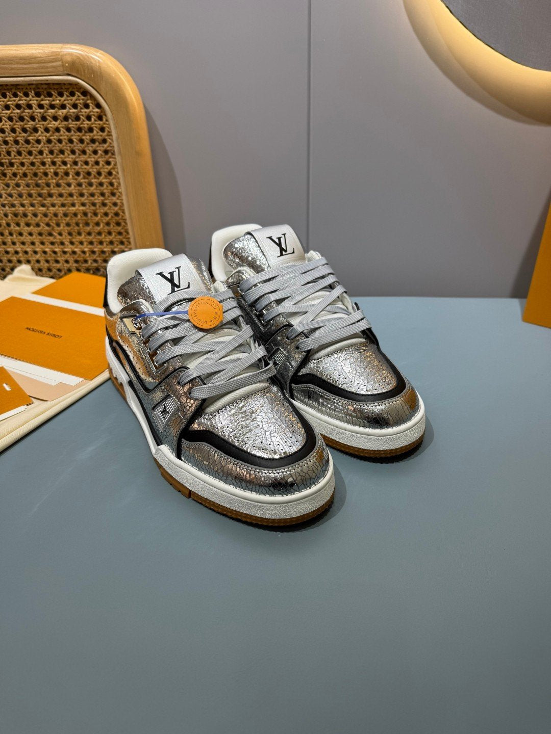 Sneakers Trainer 'Argent Miroir' — vue 18