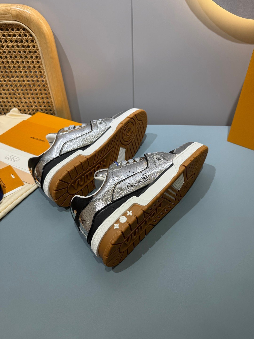 Sneakers Trainer 'Argent Miroir' — vue 24