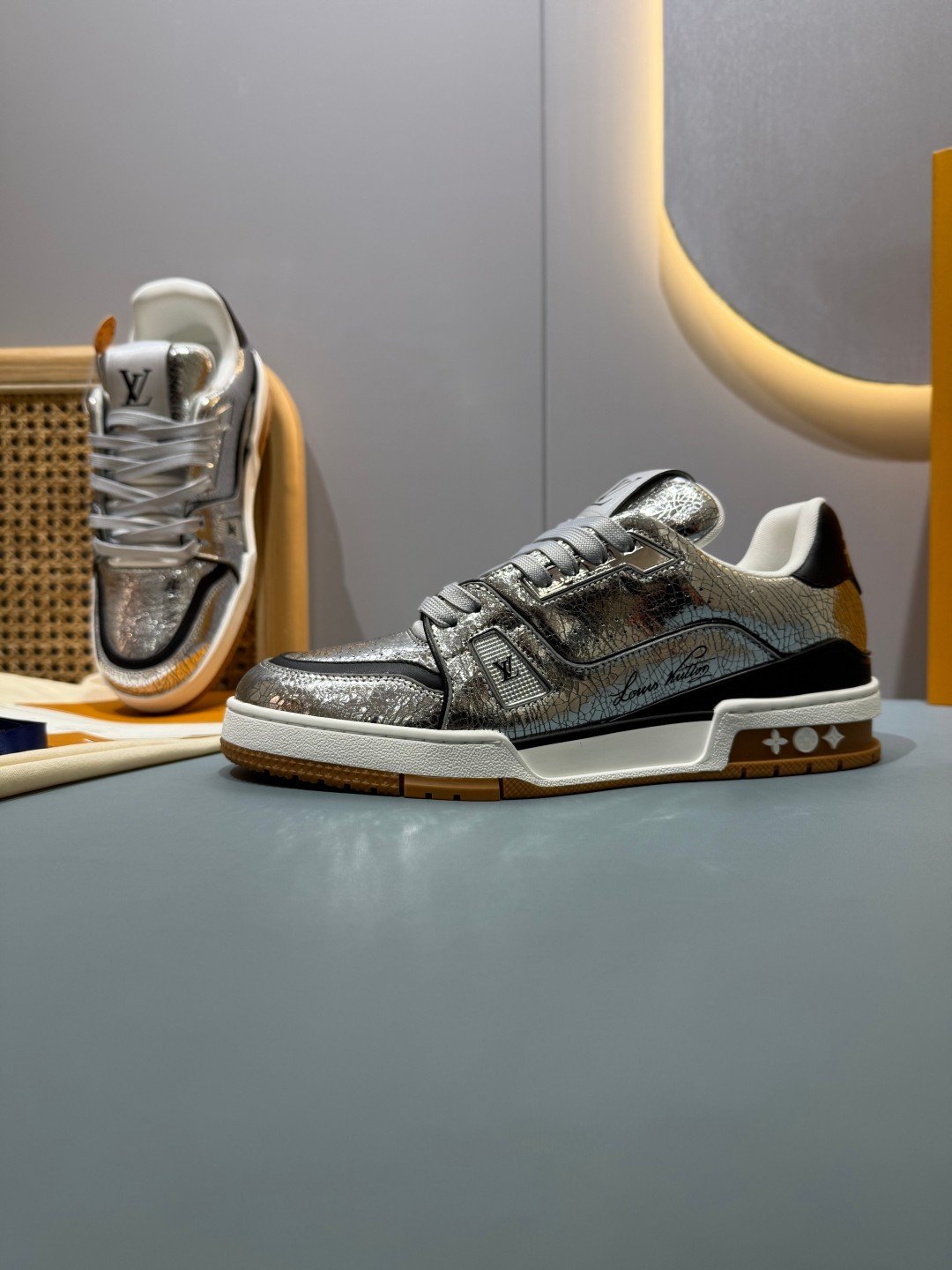 Sneakers Trainer 'Argent Miroir' — vue 26