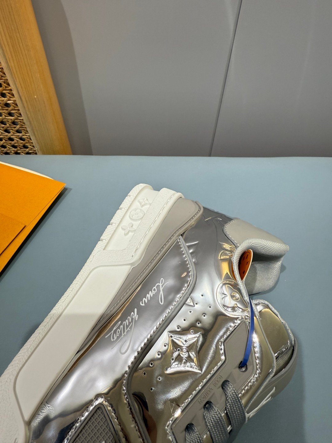 Sneakers Trainer 'Gris Métallisé' — vue 7
