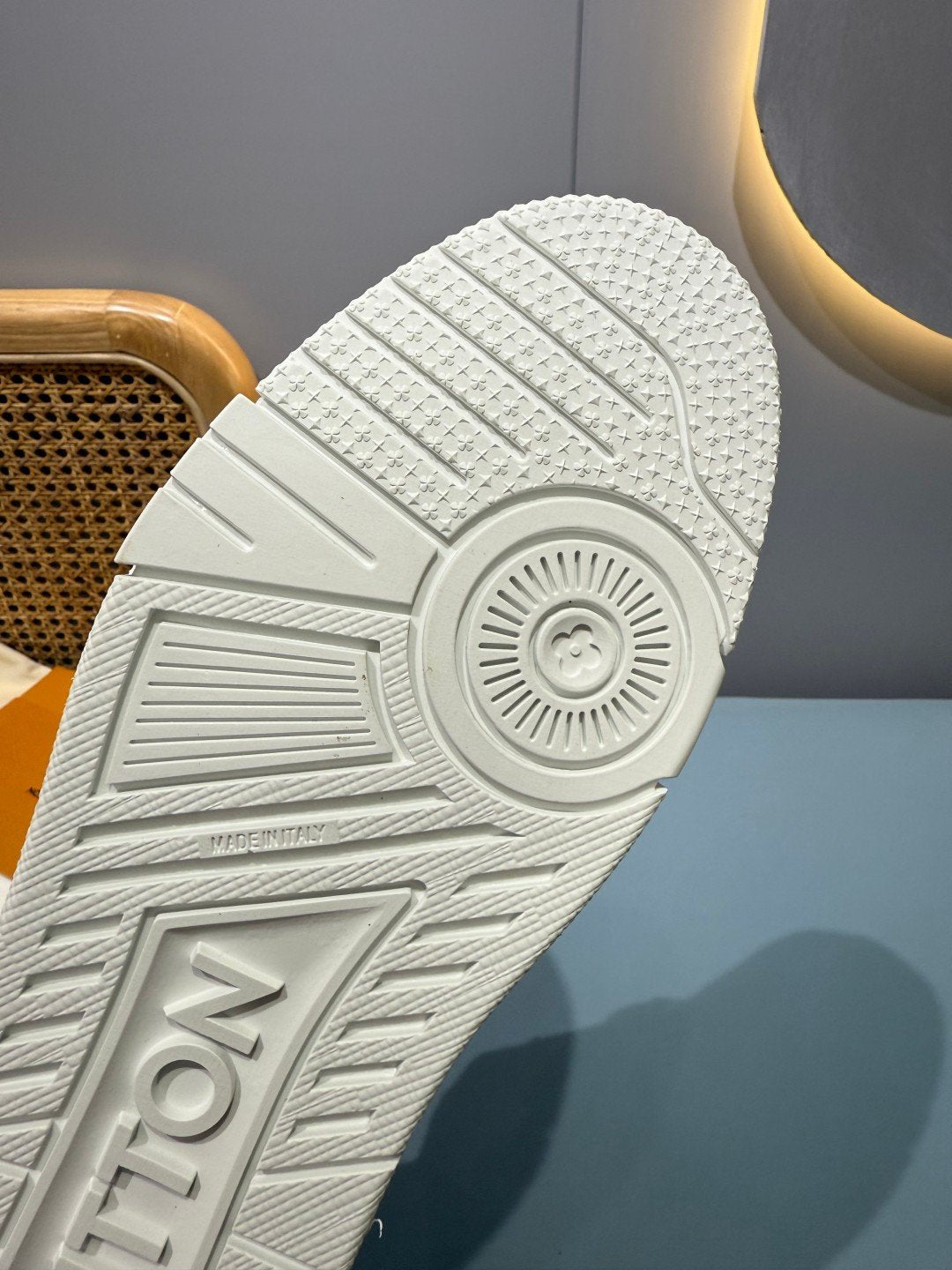 Sneakers Trainer 'Gris Métallisé' — vue 11