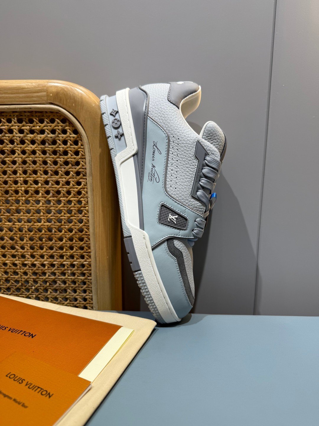 Sneakers Trainer 'Blanc Gris Orange' — vue 13