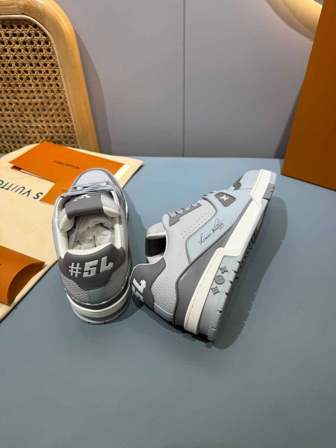 Sneakers Trainer 'Blanc Gris Orange' — vue 23