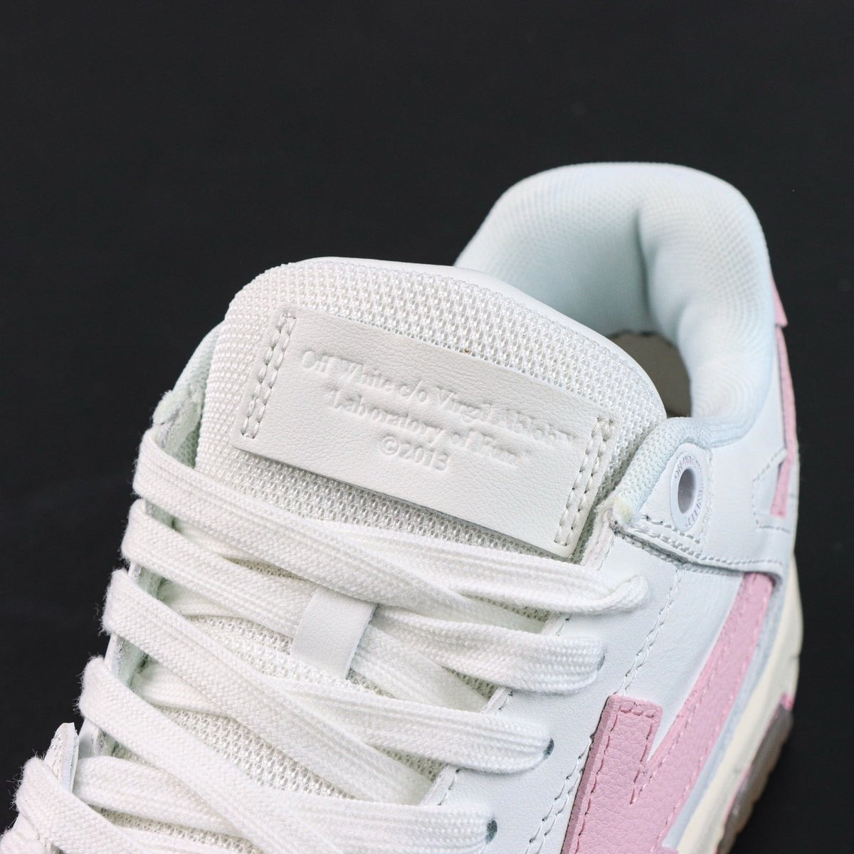 Off-White Out Of Office 'Blanc Rose' — vue 10