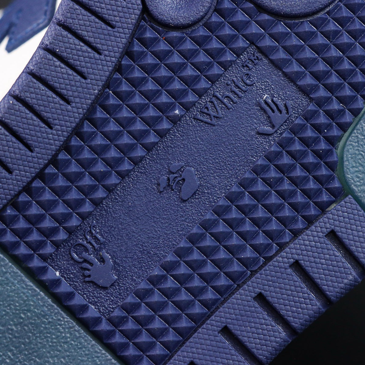 Off-White Out Of Office 'Blanc Bleu Nuit' — vue 7