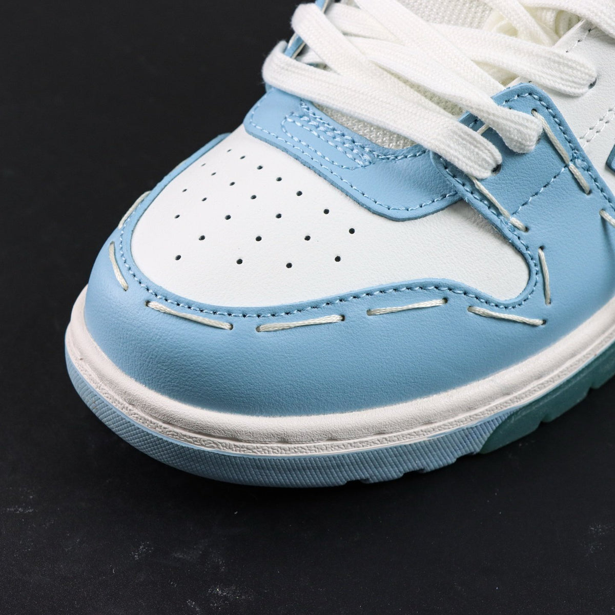 Off-White Out Of Office 'Bleu Ciel Pastel' — vue 10
