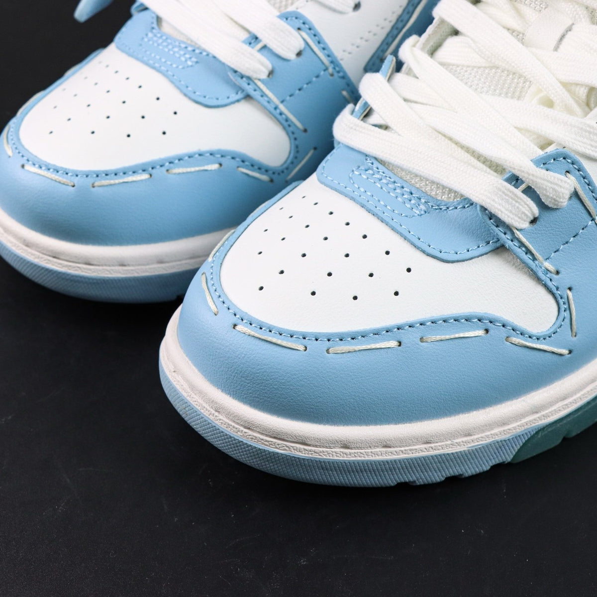 Off-White Out Of Office 'Bleu Ciel Pastel' — vue 11