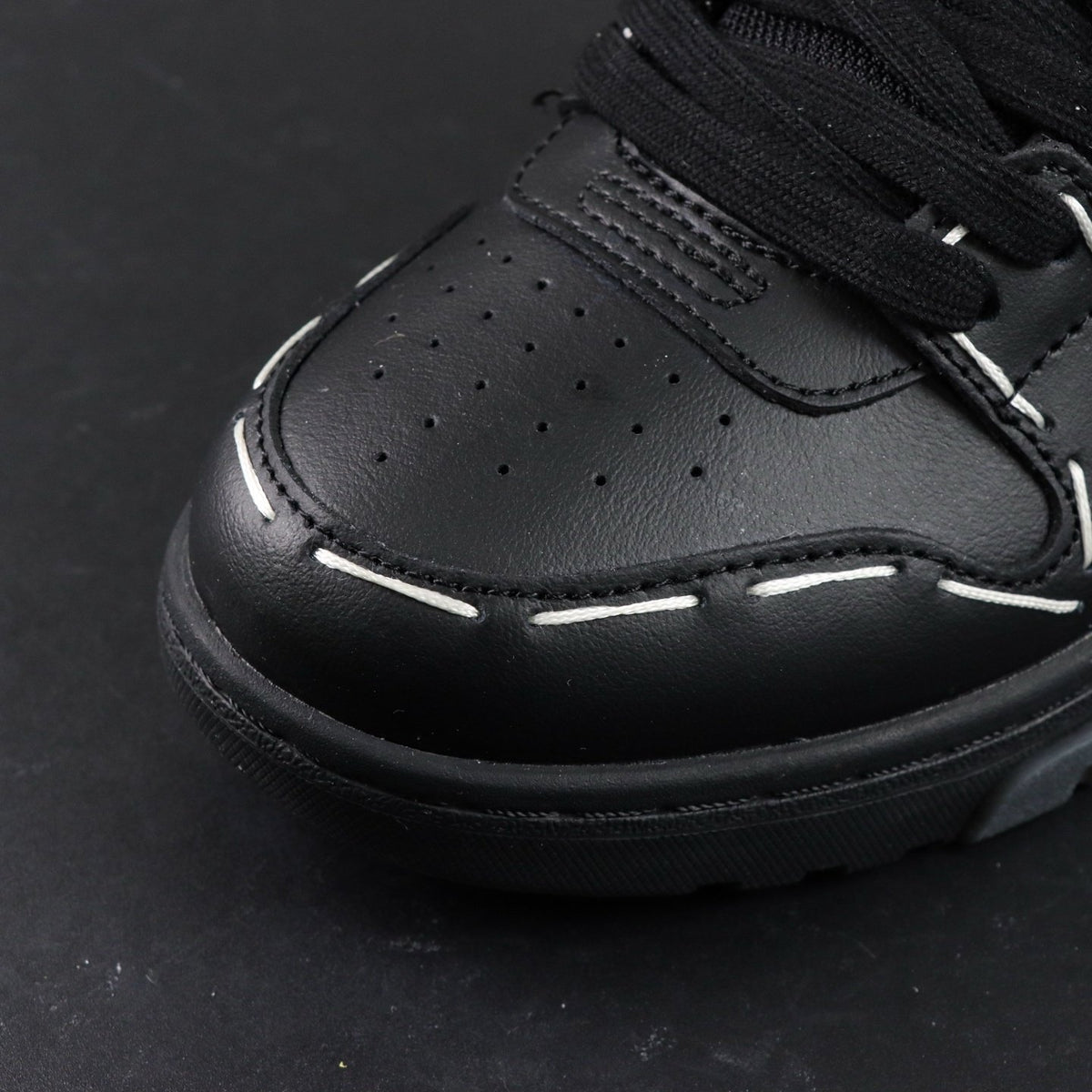 Off-White Out Of Office 'Noir Graphique' — vue 10