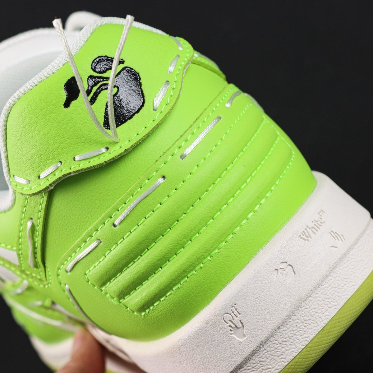 Off-White Out Of Office 'Vert Fluo' — vue 2