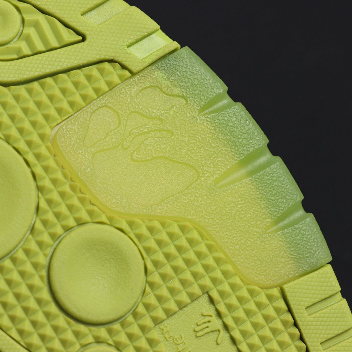 Off-White Out Of Office 'Vert Fluo' — vue 5