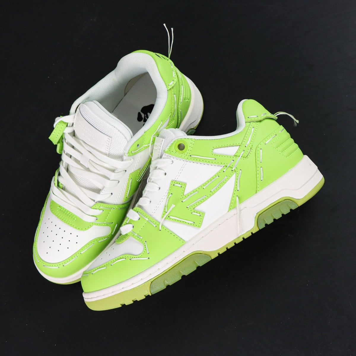 Off-White Out Of Office 'Vert Fluo' — vue 11