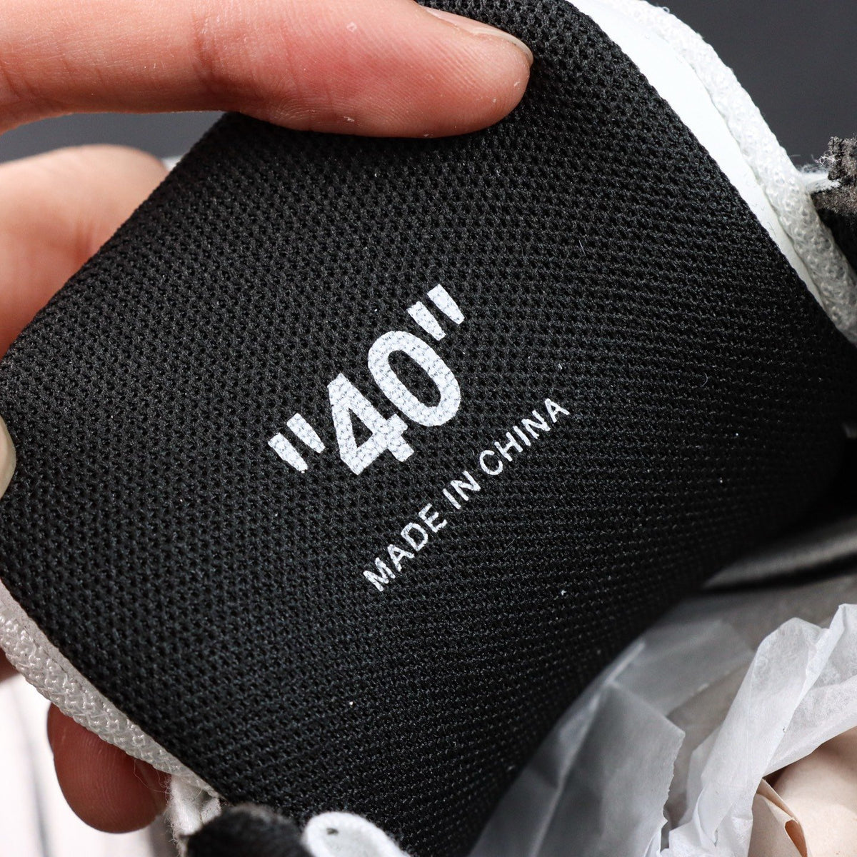 Off-White Out Of Office 'Blanc Noir Logo' — vue 2