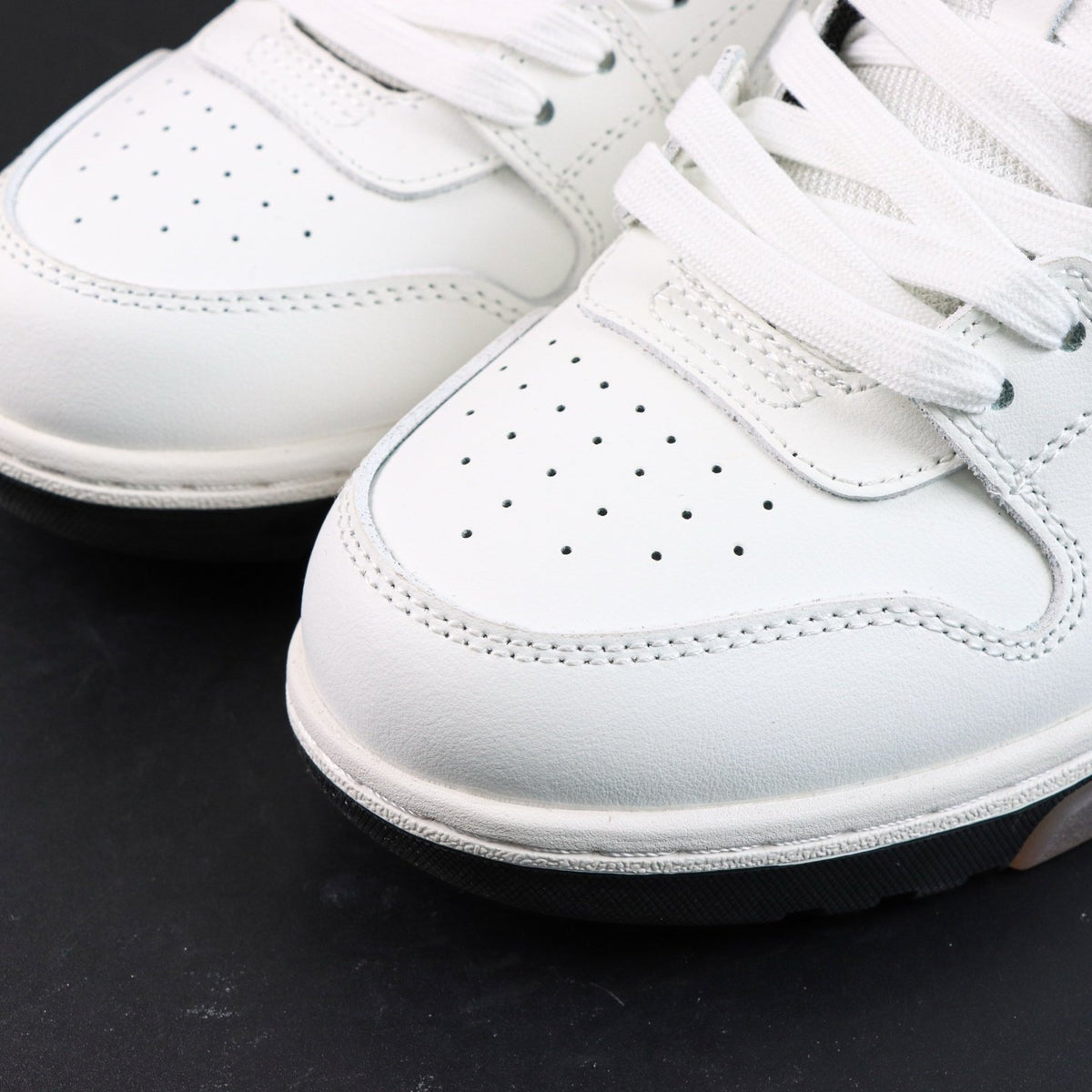 Off-White Out Of Office 'Blanc Noir Logo' — vue 13