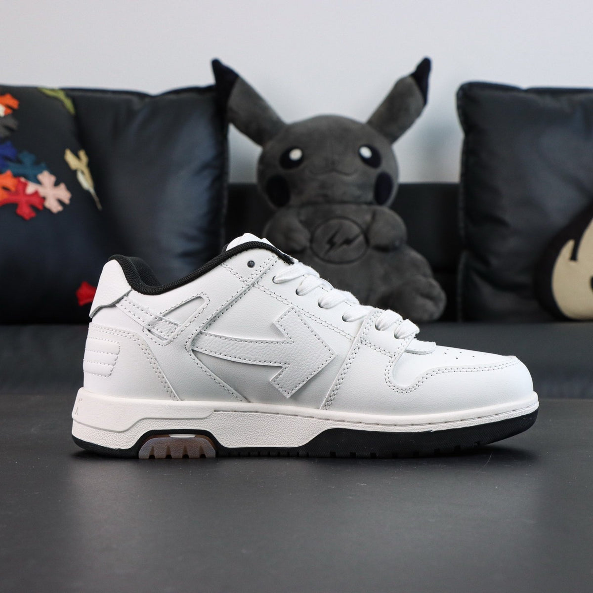 Off-White Out Of Office 'Blanc Noir Logo' — vue 15