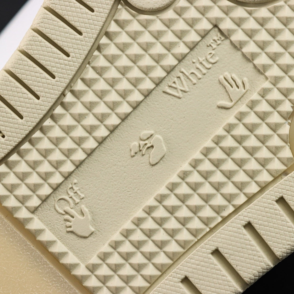 Off-White Out Of Office 'Blanc For Walking' — vue 7