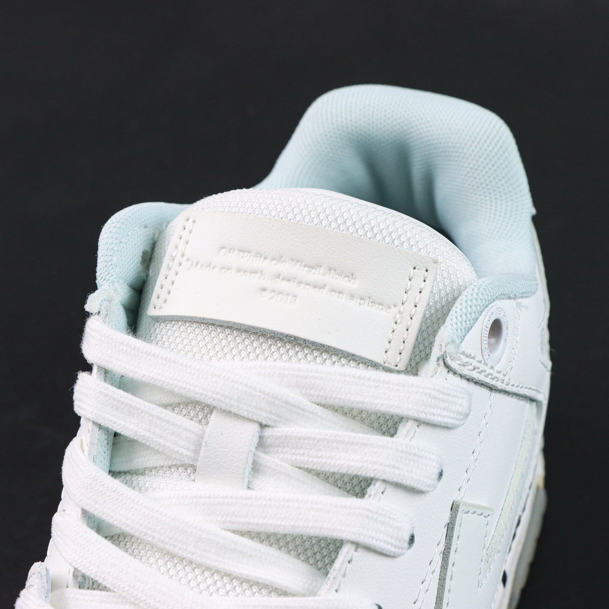 Off-White Out Of Office 'Blanc For Walking' — vue 9