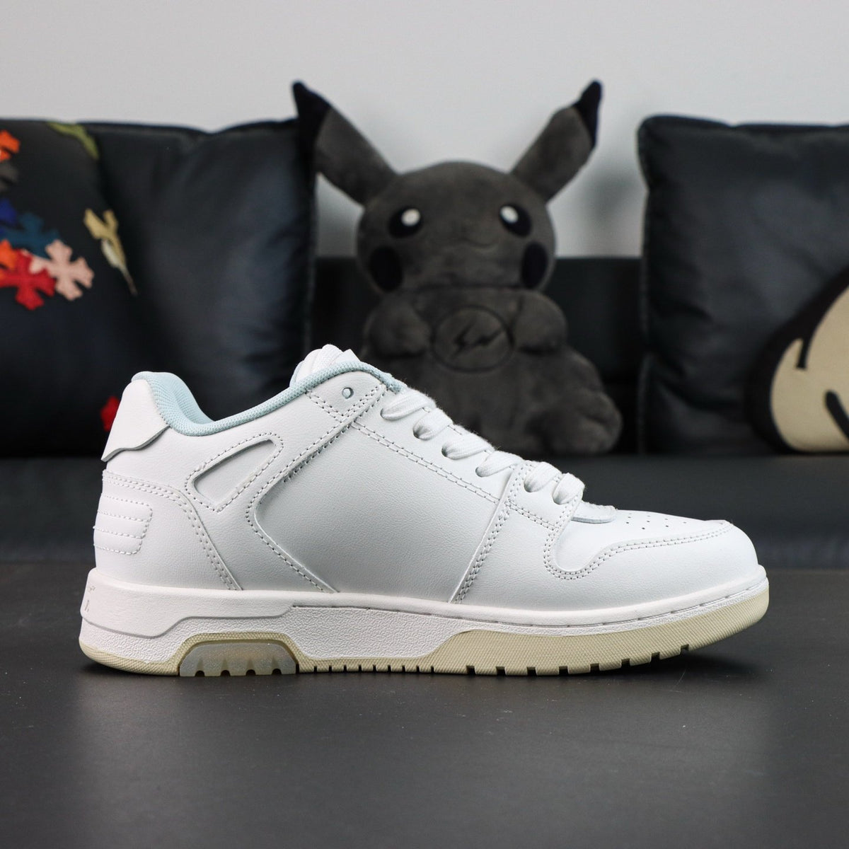 Off-White Out Of Office 'Blanc For Walking' — vue 14