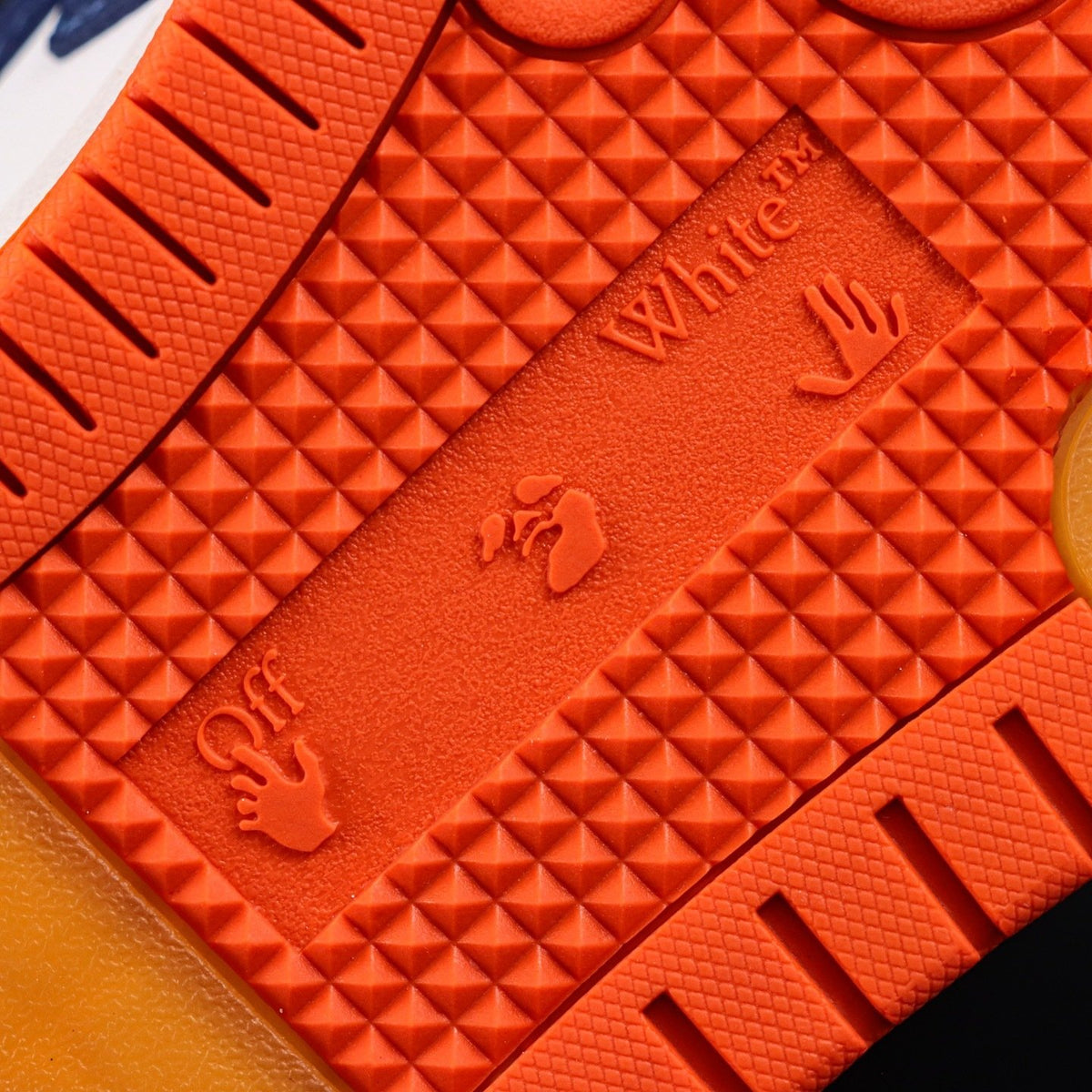 Off-White Out Of Office 'Orange Bleu Marine' — vue 7