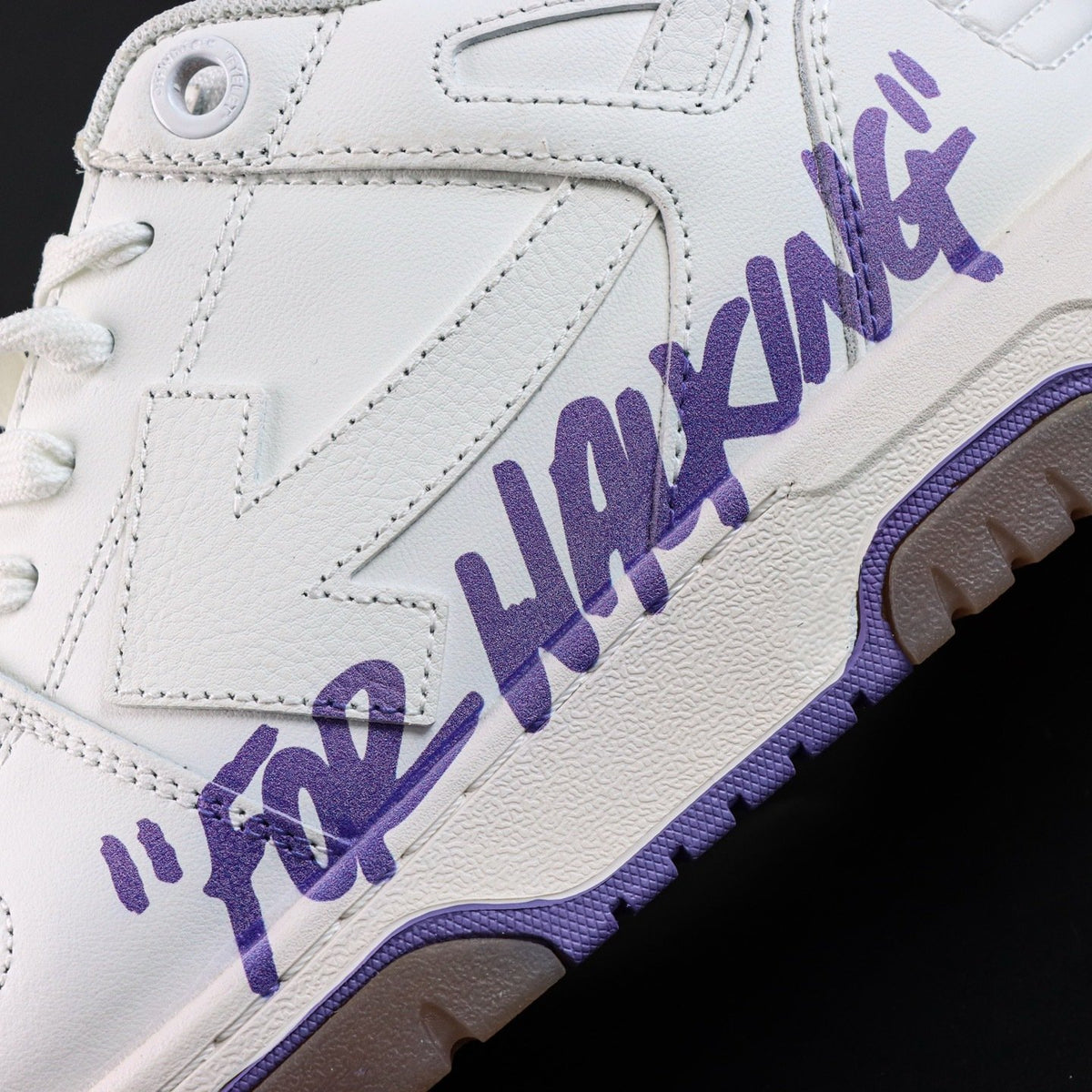 Off-White Out Of Office 'Blanc Violet For Walking' — vue 7