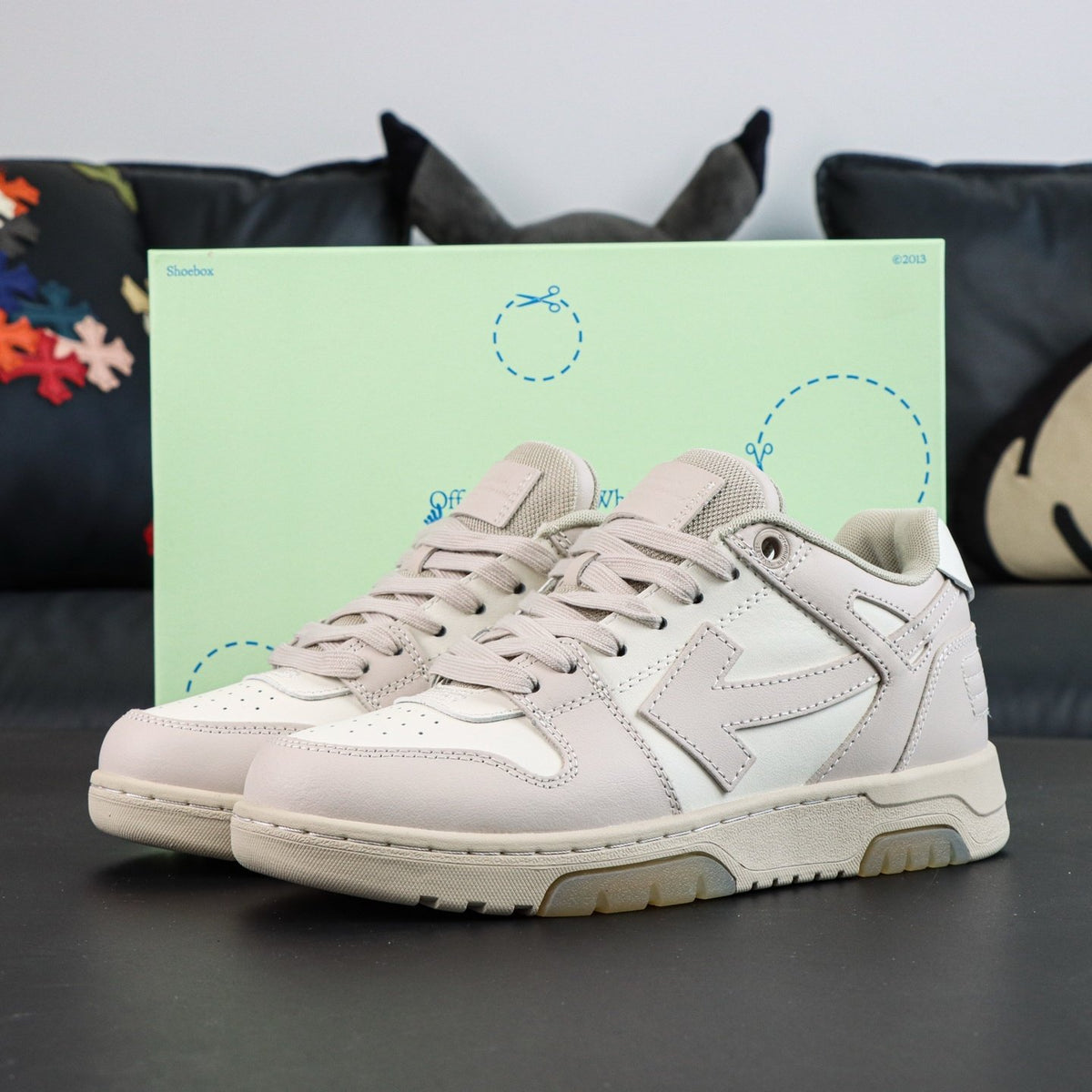 Off-White Out Of Office 'Beige Écru' — vue 17